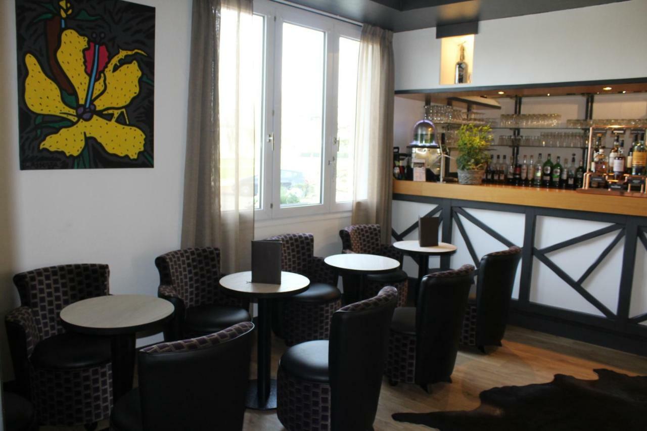 Hotel Logis Le Quai Fleuri Les Villages Voveens Exteriér fotografie