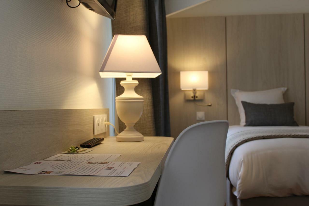 Hotel Logis Le Quai Fleuri Les Villages Voveens Exteriér fotografie